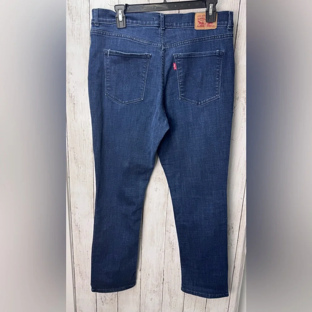 Levi's Women's Dark Blue classic straight Jeans size 31 - Picture 4 of 9